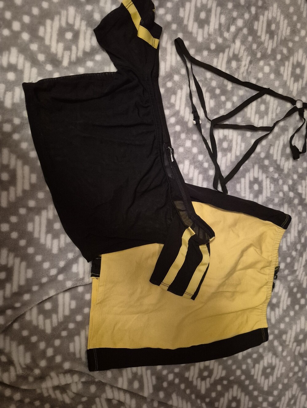 FASHION NOVA Black & Yellow Skirt Set w Stretchy Black Harness